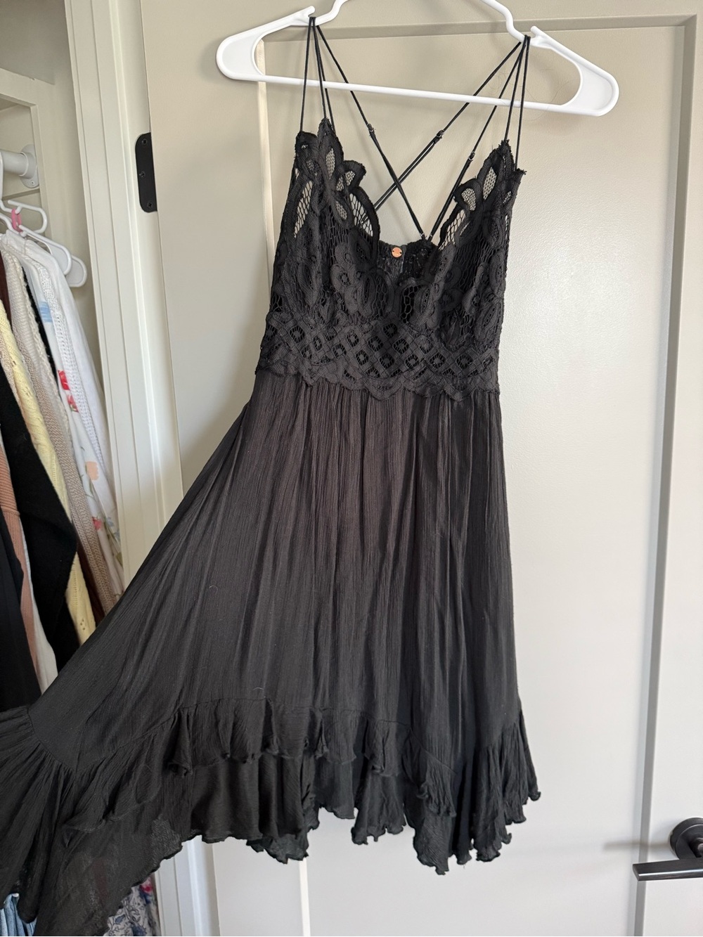 Black Lace Bodice Spaghetti Strap Dress